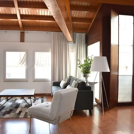 Architect-designed Loft In A Historic Hilltop Neighborhood * Lisboa